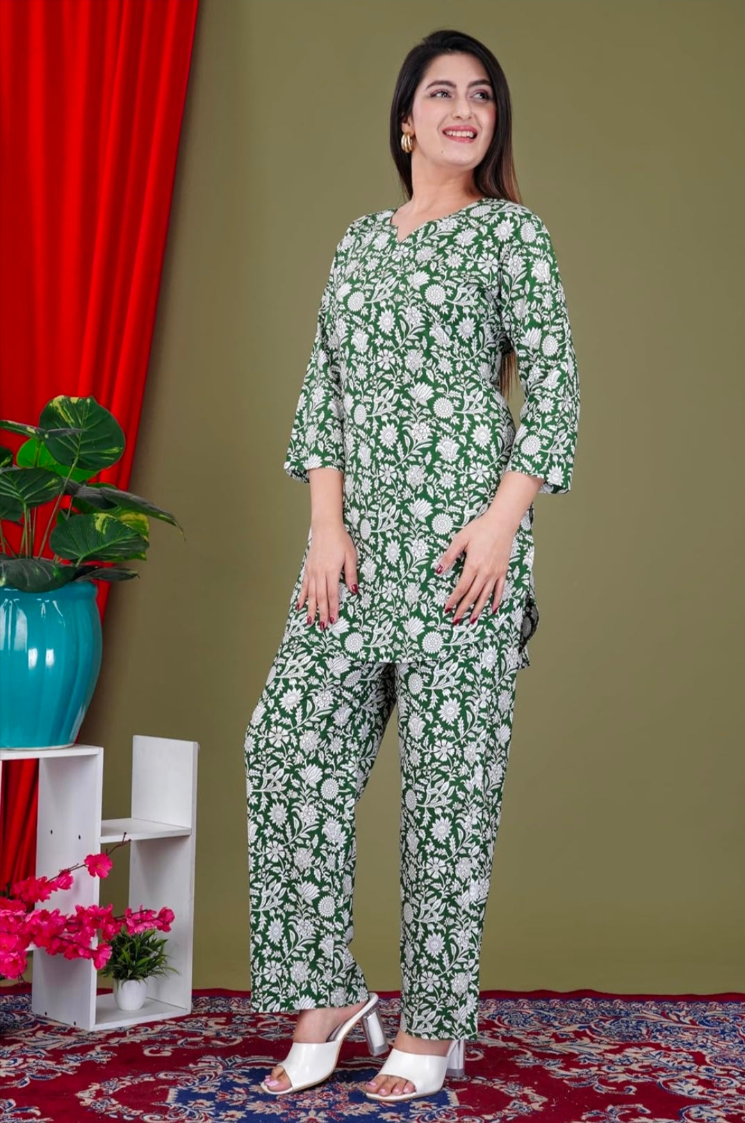Trendy Women Kurta Sets