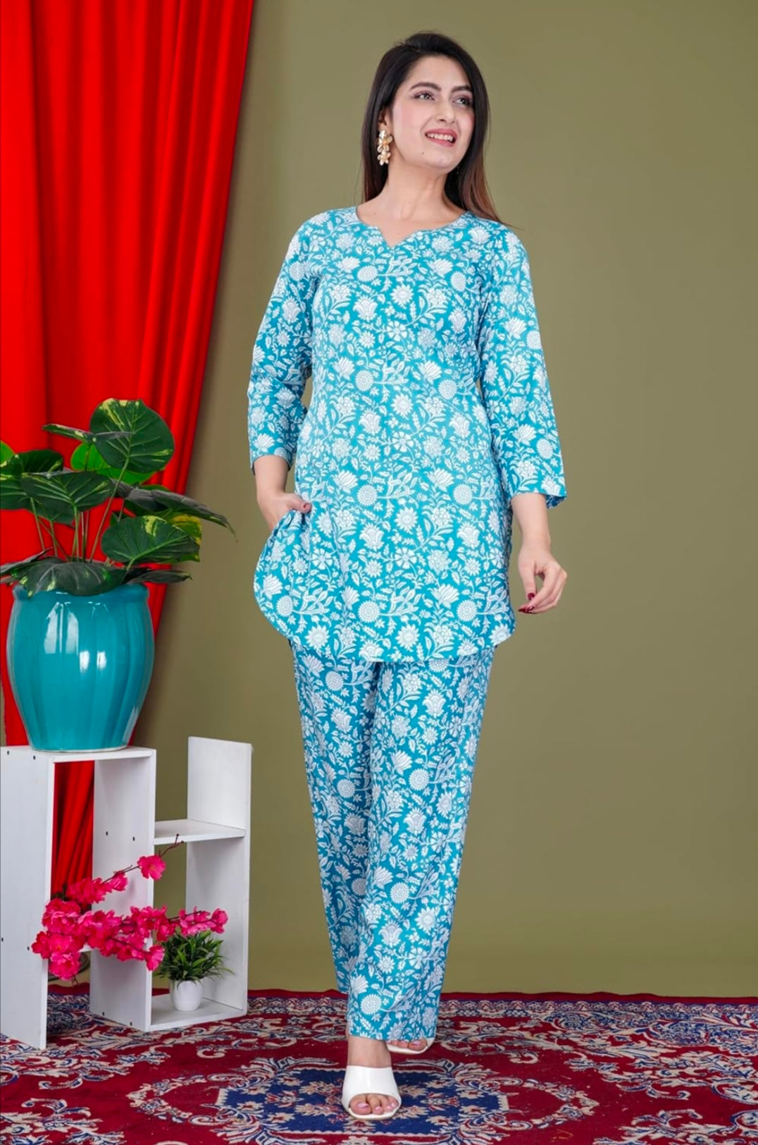 Trendy women kurta set