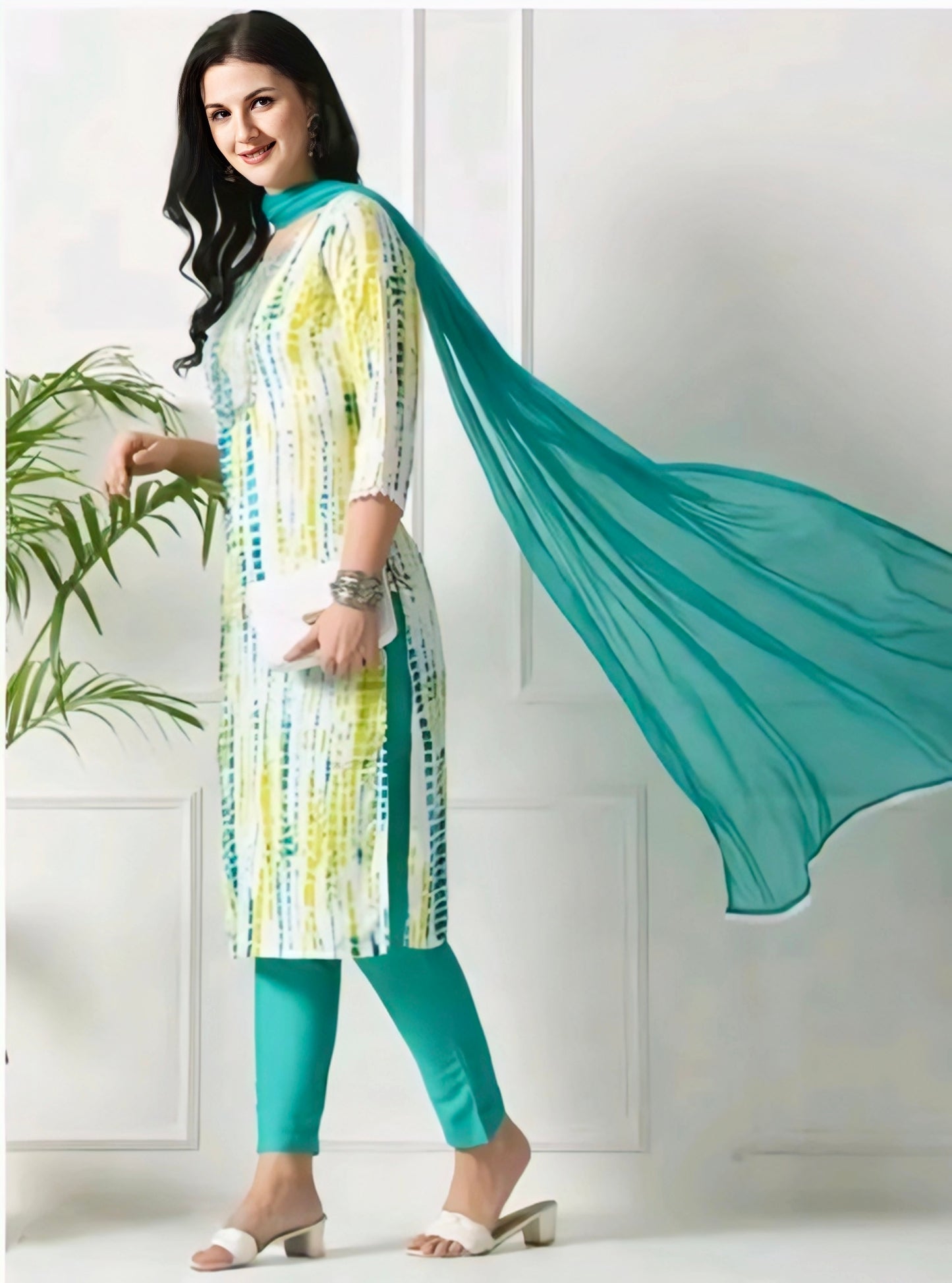 Green yoke design Kurta with Trousers with dupatta set