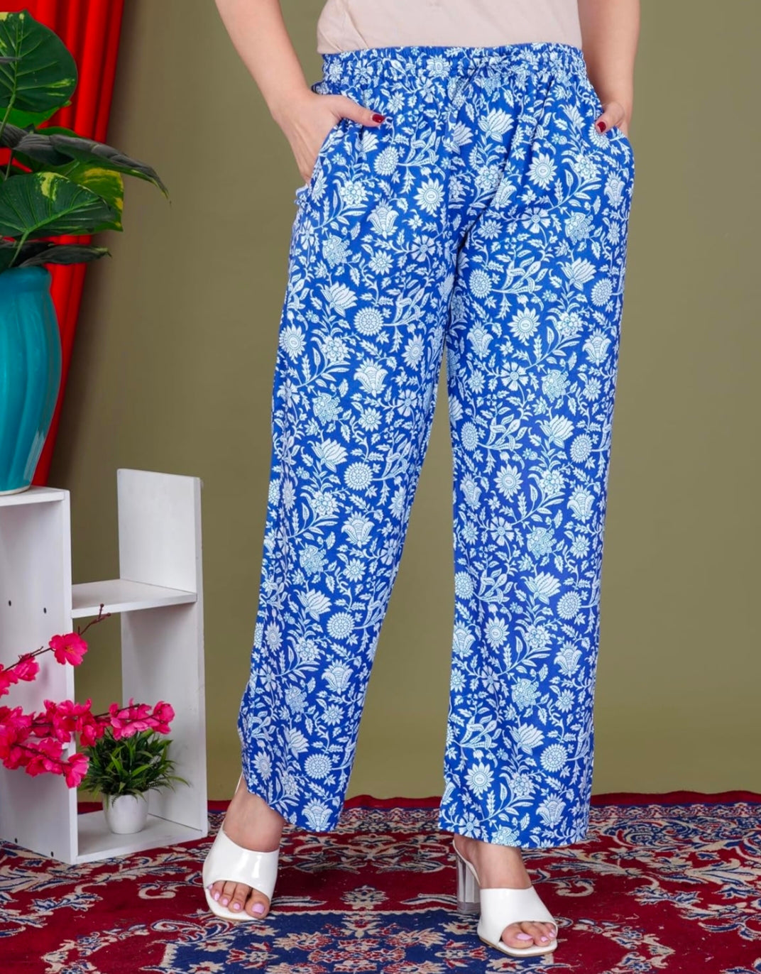 Trendy women kurta set