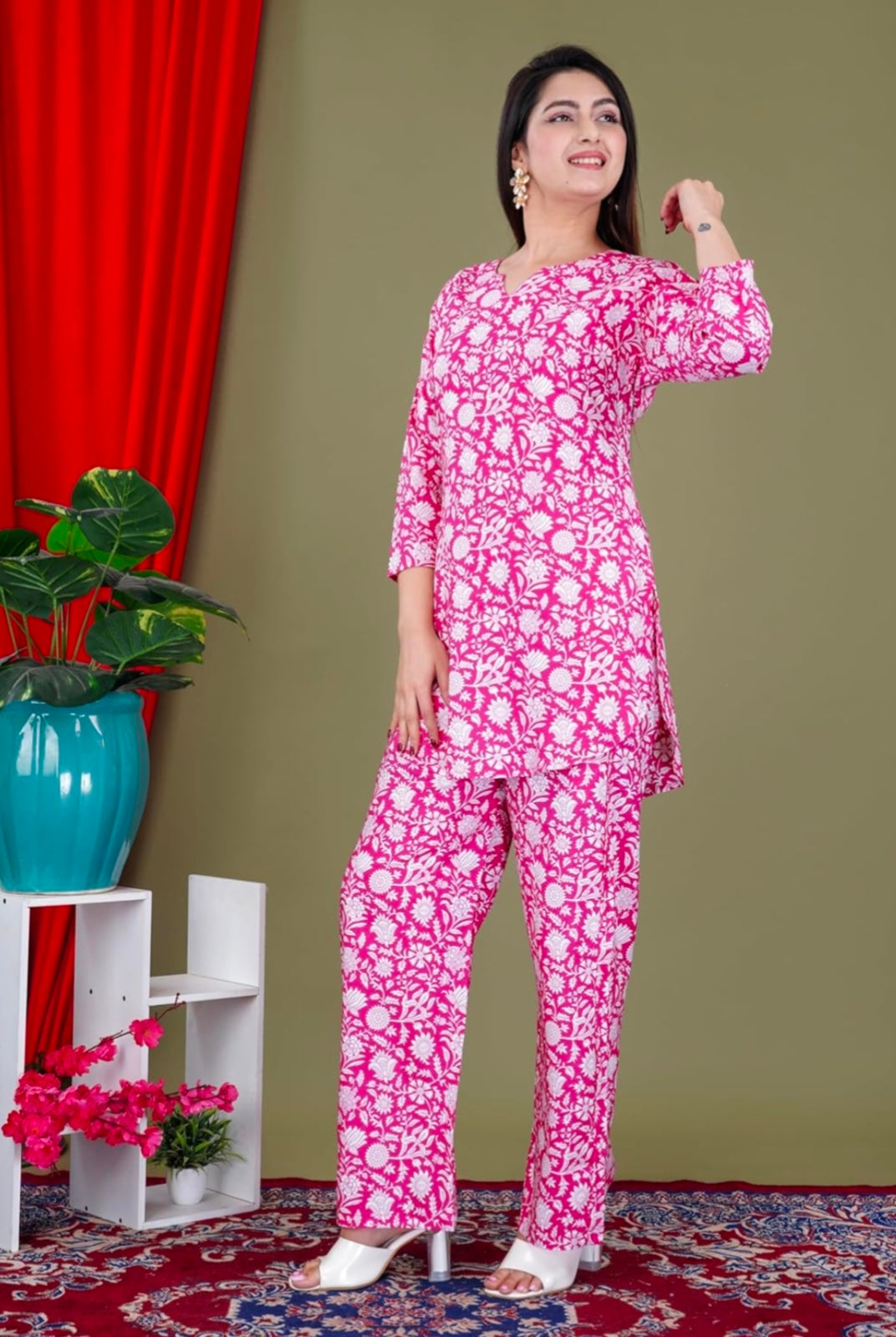 Trendy women kurta set