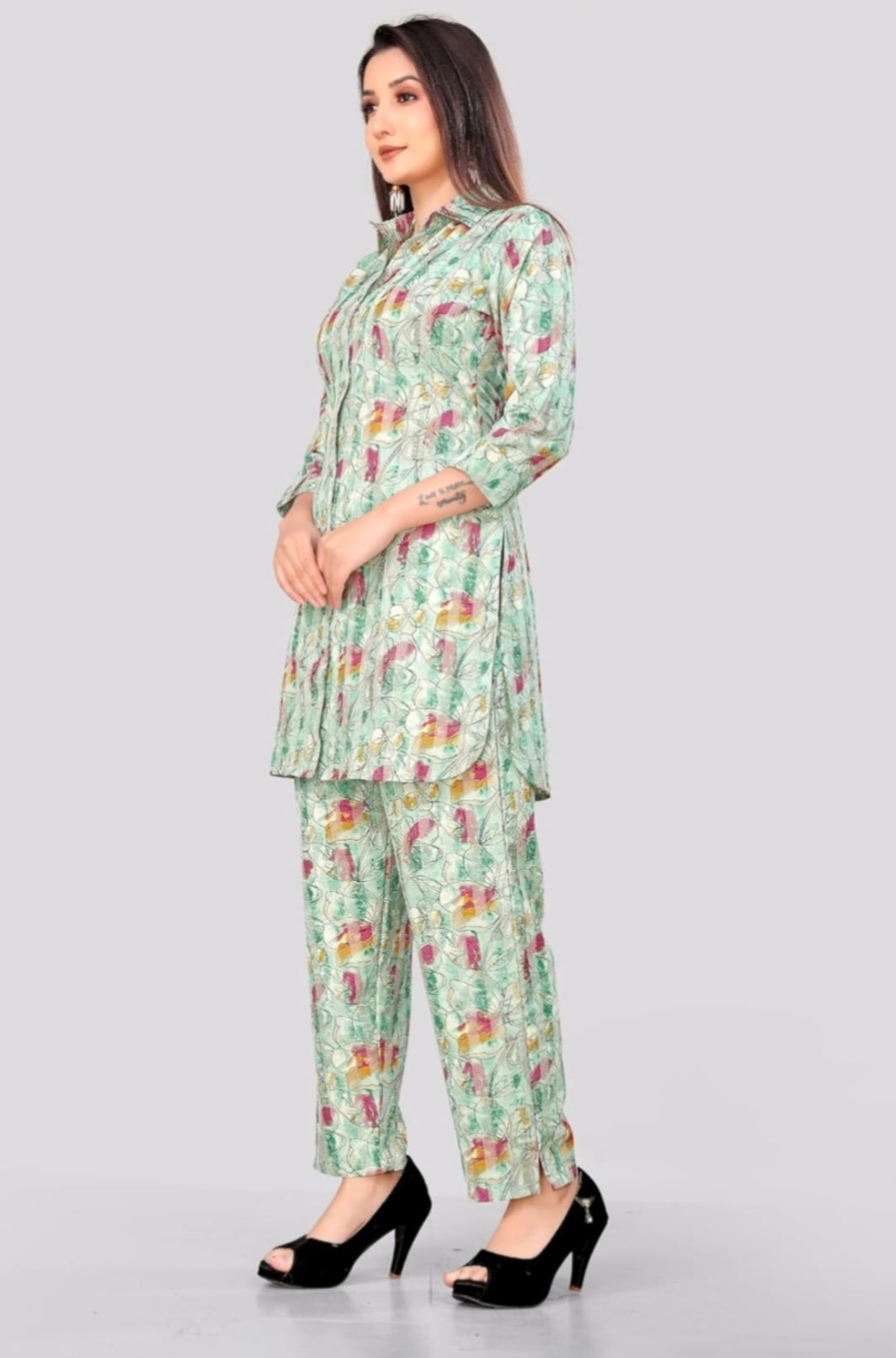 PRINTED CO ORD SET FOR WOMAN