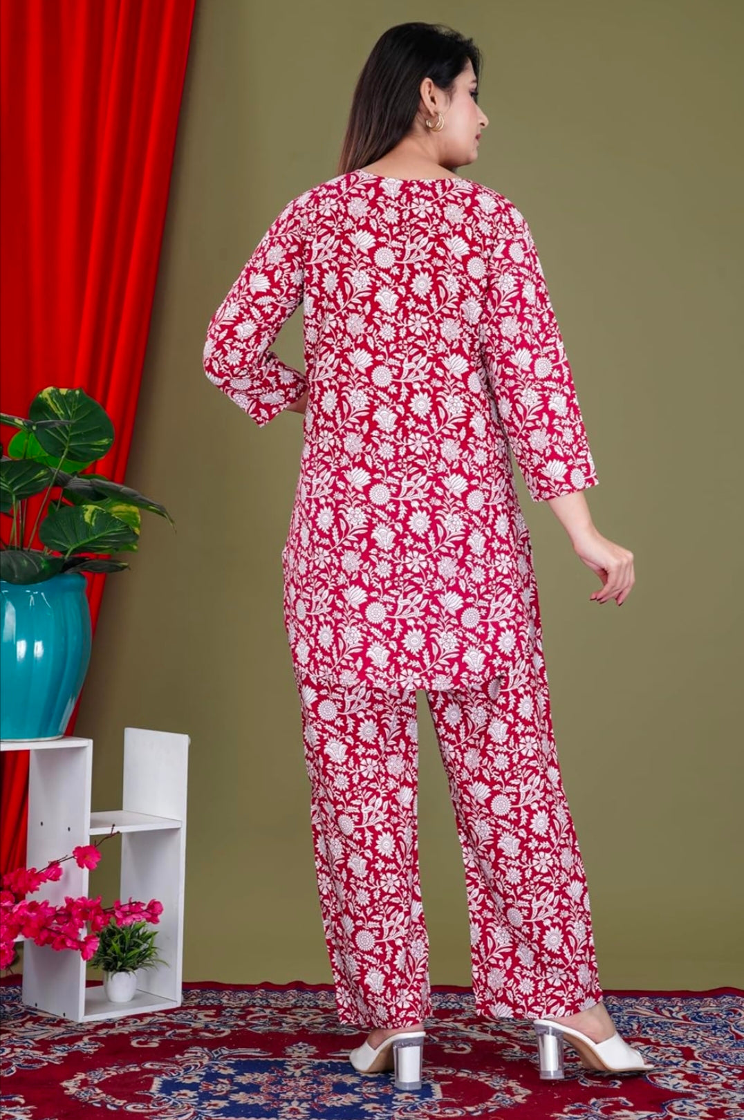 Trendy Women kurta set