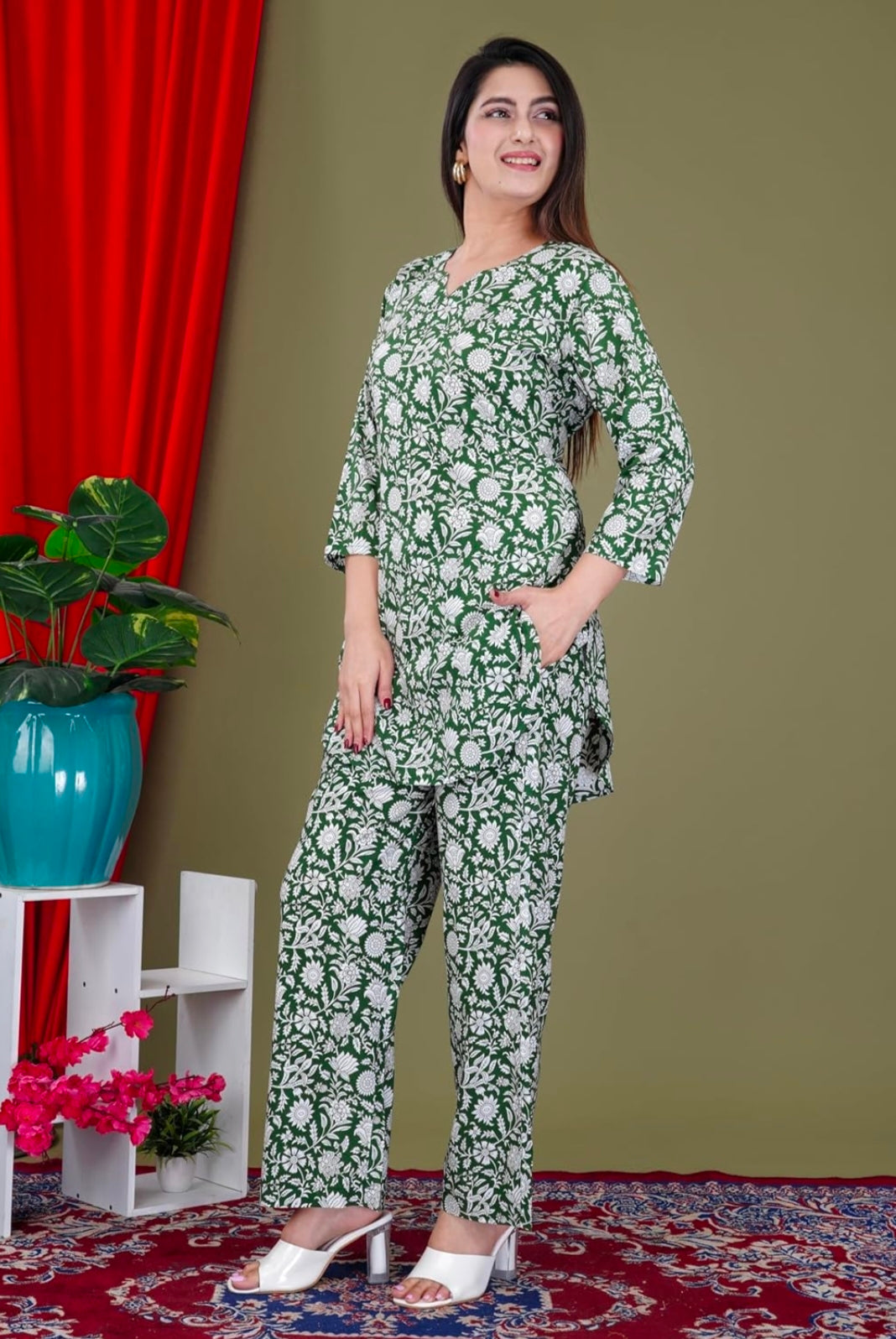 Trendy Women Kurta Sets