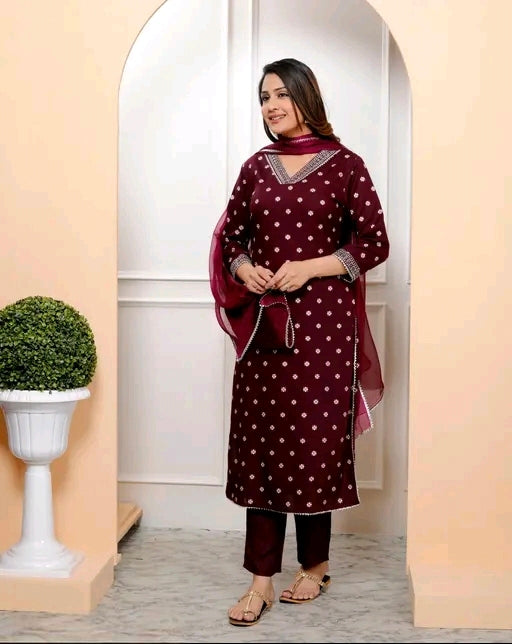 Rayon Bandhani Print Straight Embroidered Lace Work Women Kurta pant with dupatta