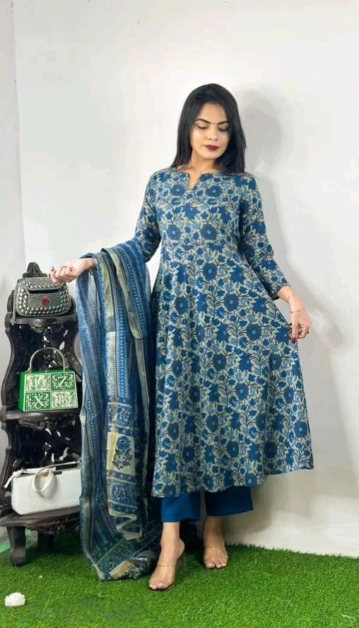 Nayra trendy kurta set