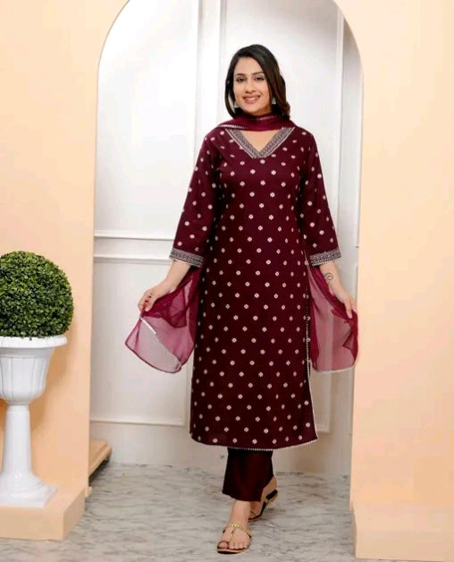 Rayon Bandhani Print Straight Embroidered Lace Work Women Kurta pant with dupatta